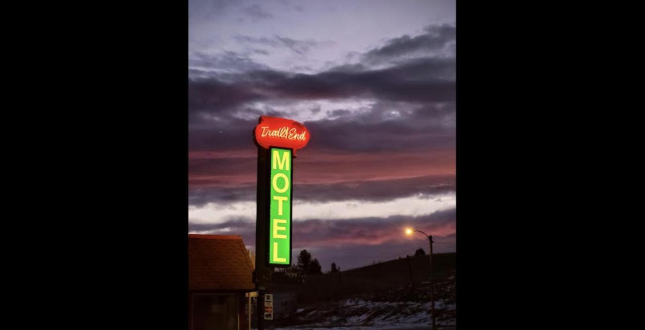 Trail'S End Motel Downtown Lewistown Eksteriør billede